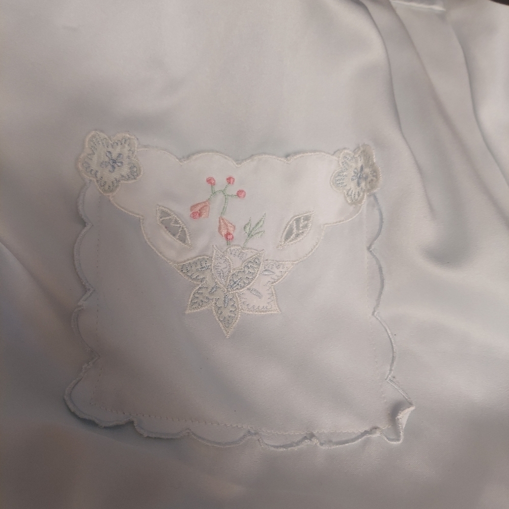 Sara Beth Women's Vintage Feminine Blue satin Embroidered Pajama Set, Medium - Picture 3 of 6